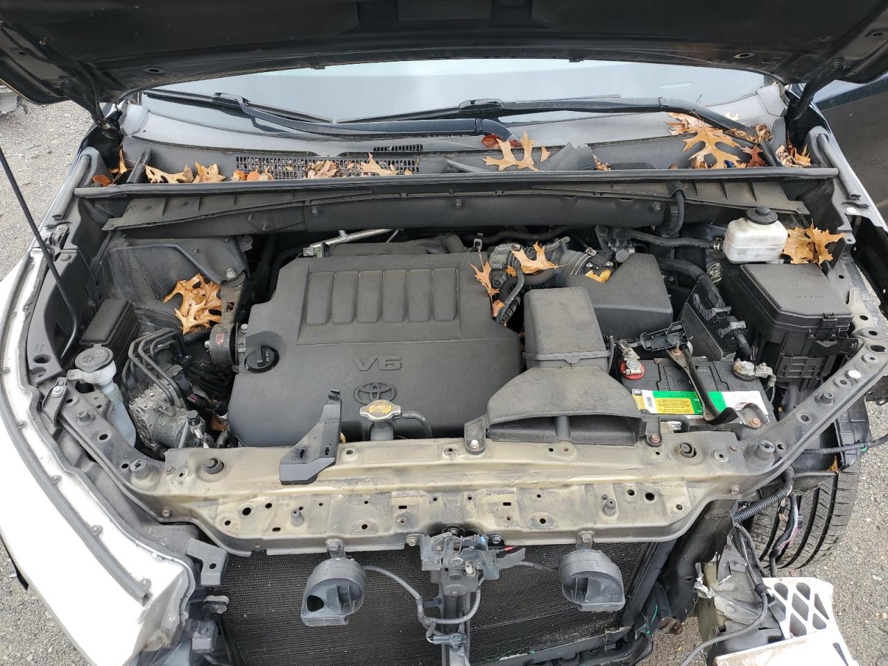 2014 Toyota Highlander Le VIN: 5TDBKRFH4ES070383 Lot: 93438345