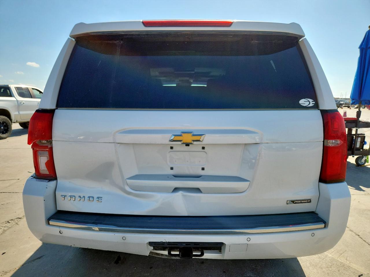2018 Chevrolet Tahoe K1500 Premier VIN: 1GNSKCKC6JR104086 Lot: 92424015