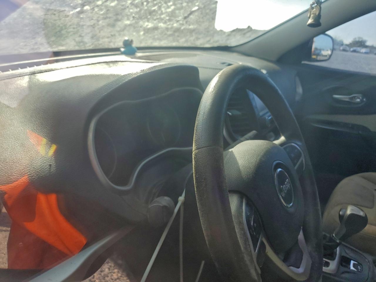 2016 Jeep Cherokee Sport VIN: 1C4PJLAB9GW160575 Lot: 94598685