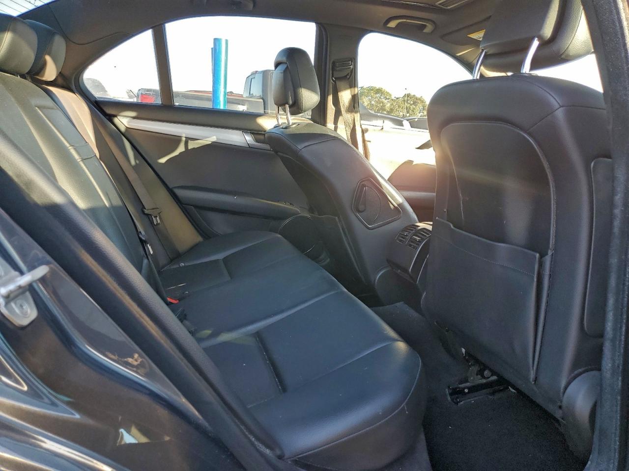 2013 Mercedes-Benz C 250 VIN: WDDGF4HB8DA804255 Lot: 93990725