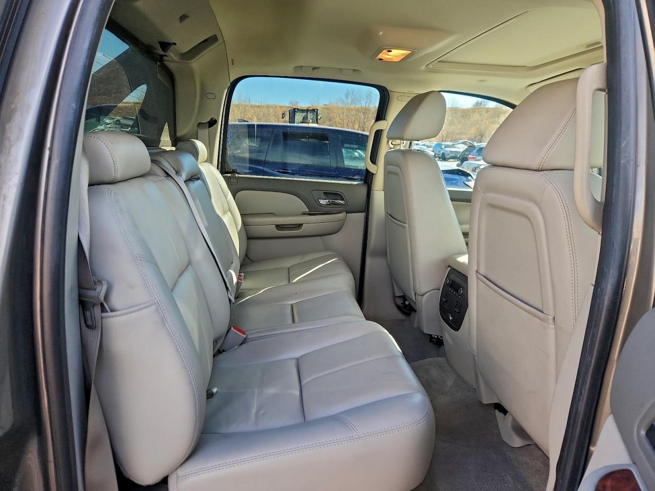 2007 Chevrolet Avalanche K1500 VIN: 3GNFK12367G218460 Lot: 93775665