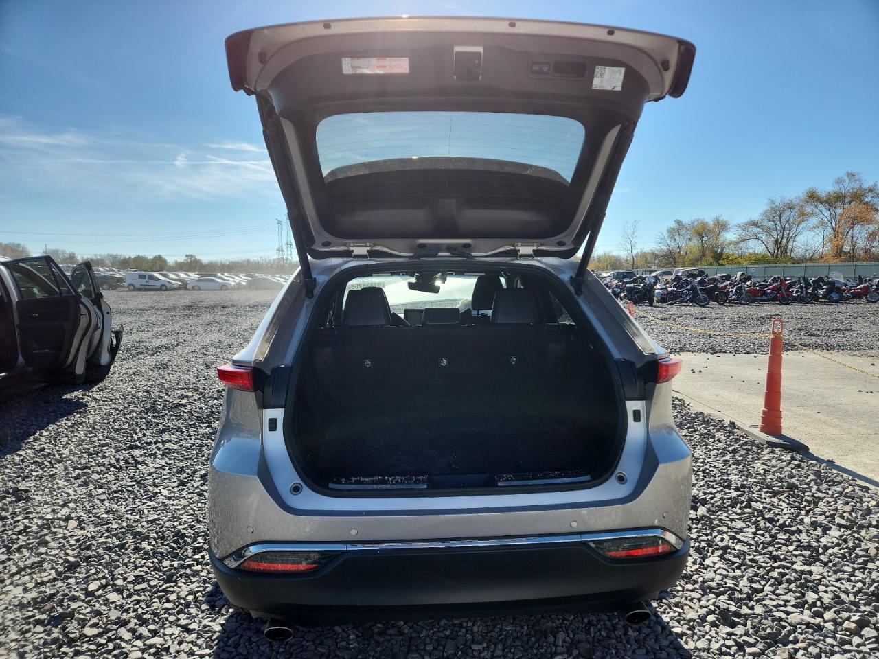 2022 Toyota Venza Le VIN: JTEAAAAH8NJ091110 Lot: 91835755