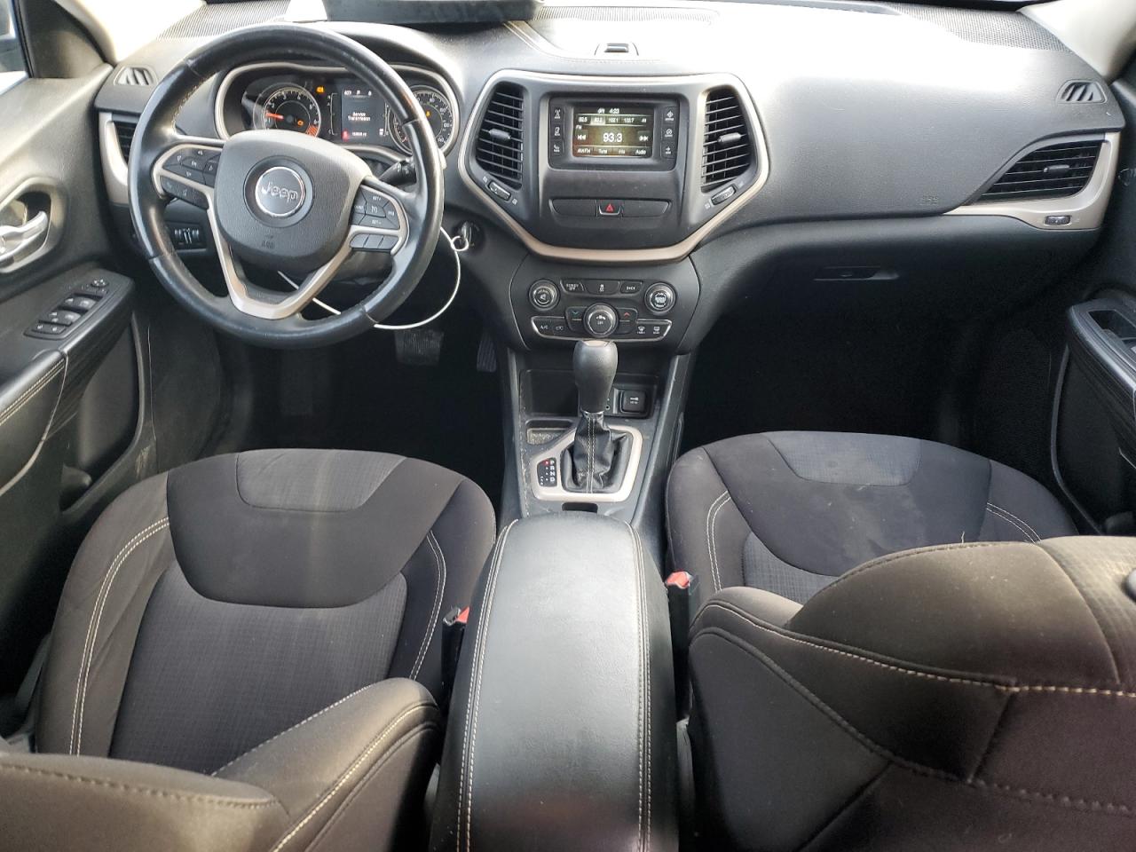 2015 Jeep Cherokee Latitude VIN: 1C4PJLCB5FW706879 Lot: 91360085