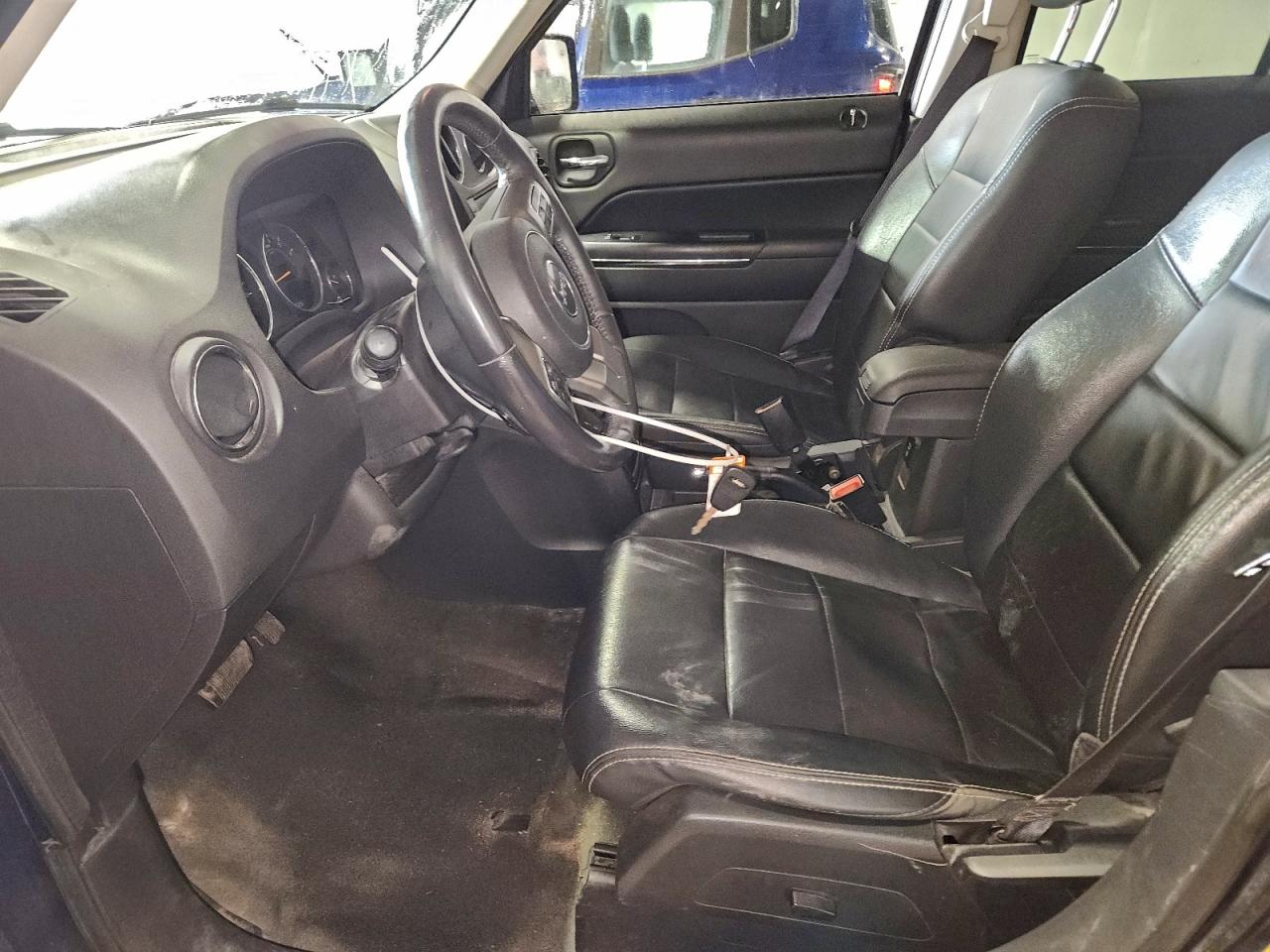 2014 Jeep Patriot Limited VIN: 1C4NJRCB8ED916882 Lot: 93923945