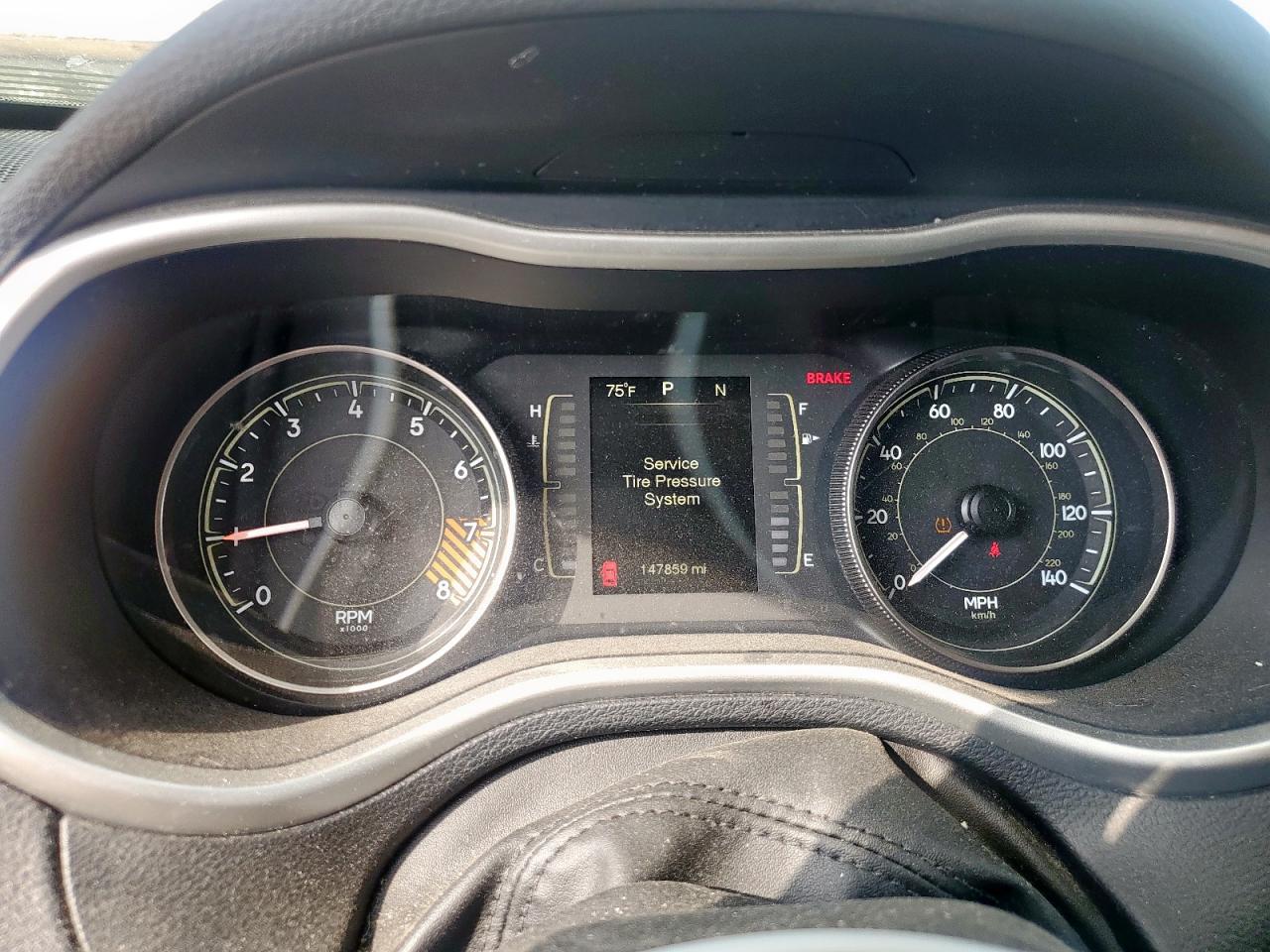 2014 Jeep Cherokee Latitude VIN: 1C4PJMCS5EW247891 Lot: 92825905