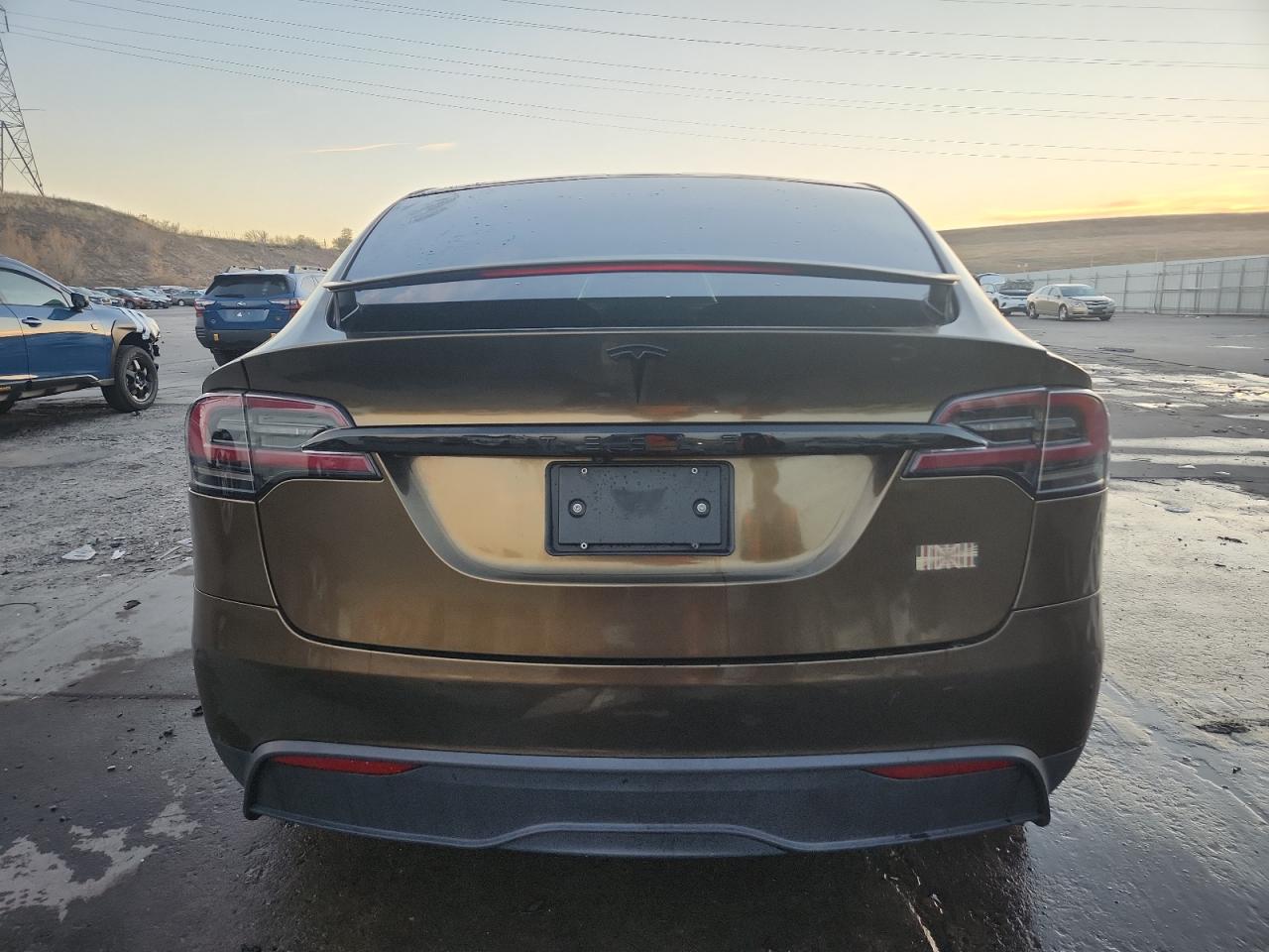 2022 Tesla Model X VIN: 7SAXCBE6XNF345594 Lot: 90920415