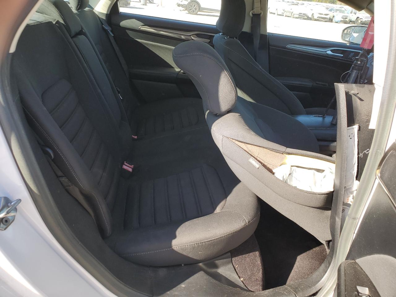 2017 Ford Fusion Se Hybrid VIN: 3FA6P0LU3HR258437 Lot: 93448525