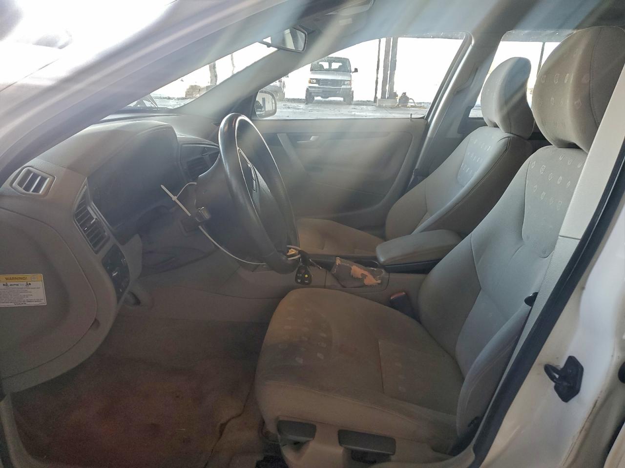 2003 Volvo V70 VIN: YV1SW61T532295778 Lot: 93520615