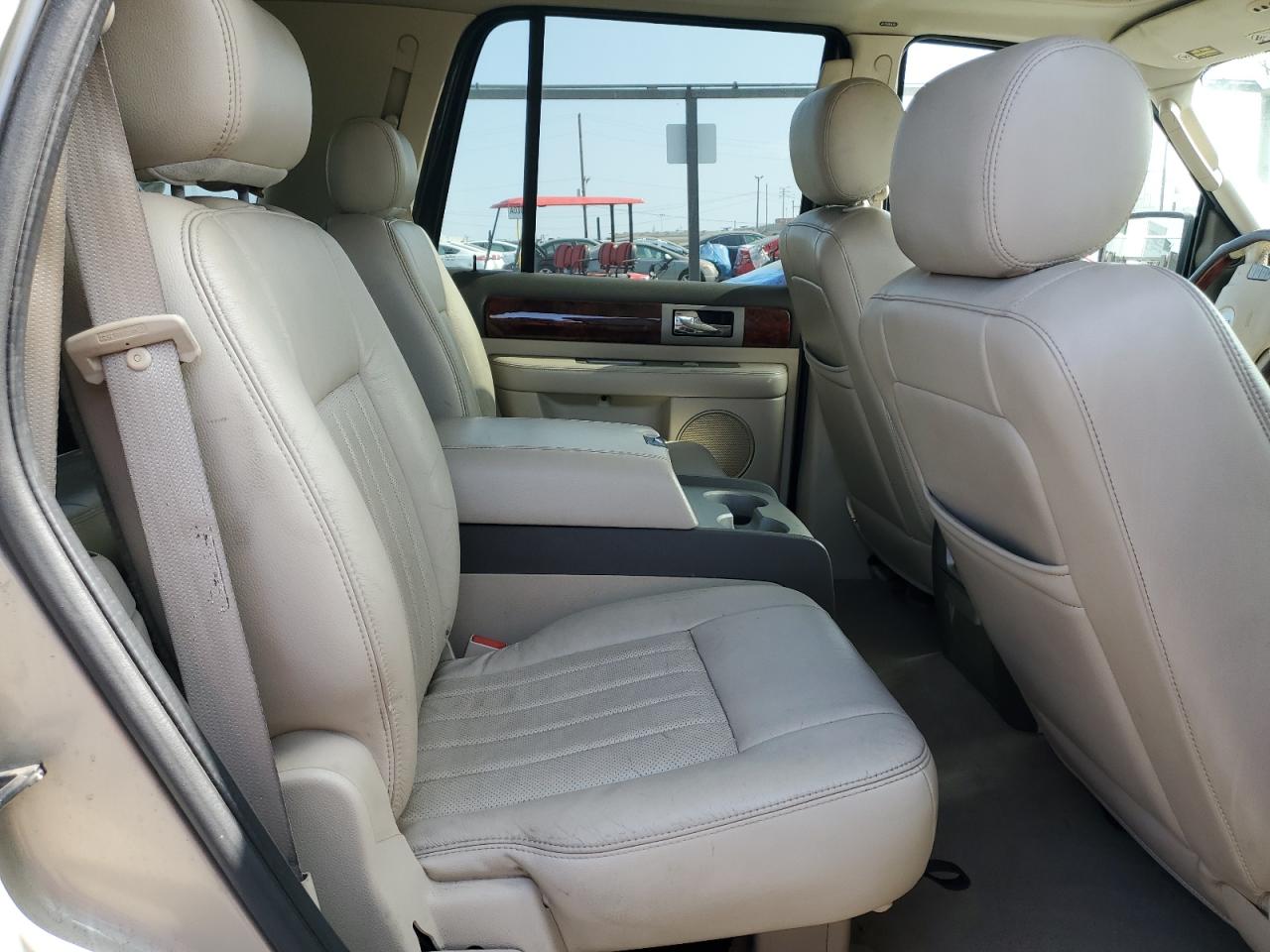 2004 Lincoln Navigator VIN: 5LMFU27R54LJ10733 Lot: 82654305