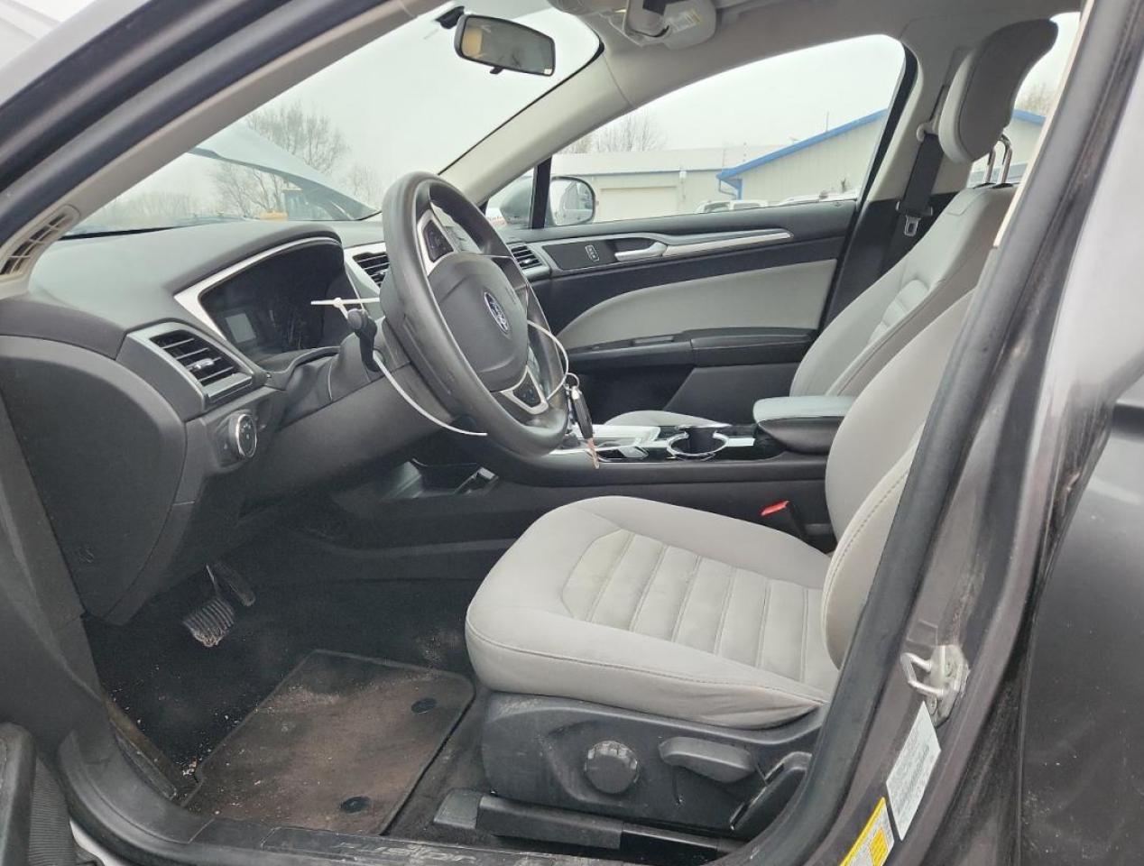 2014 Ford Fusion S VIN: 3FA6P0G78ER364060 Lot: 93709105