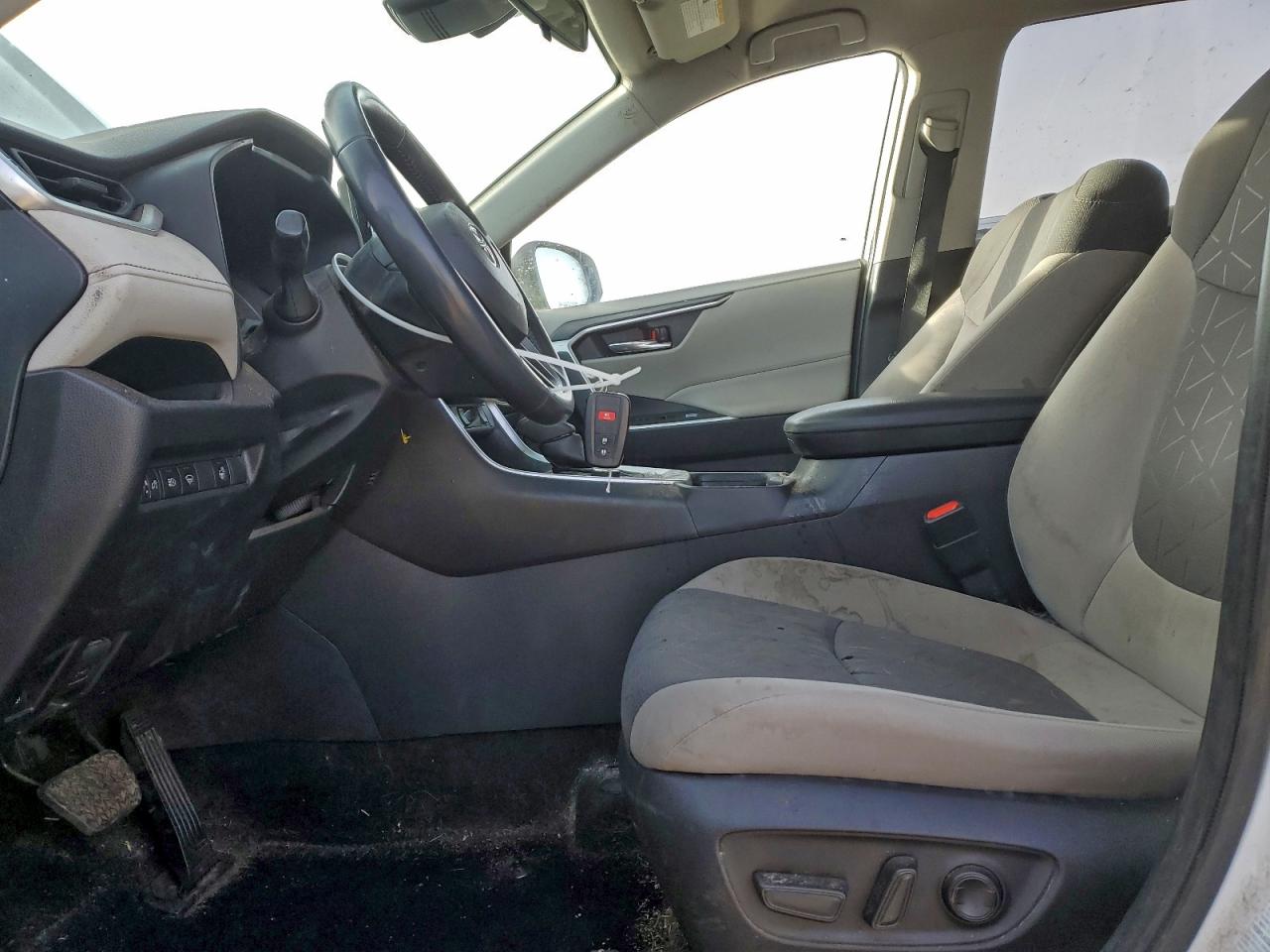 2022 Toyota Rav4 Xle VIN: JTMRWRFV4ND164302 Lot: 93731375