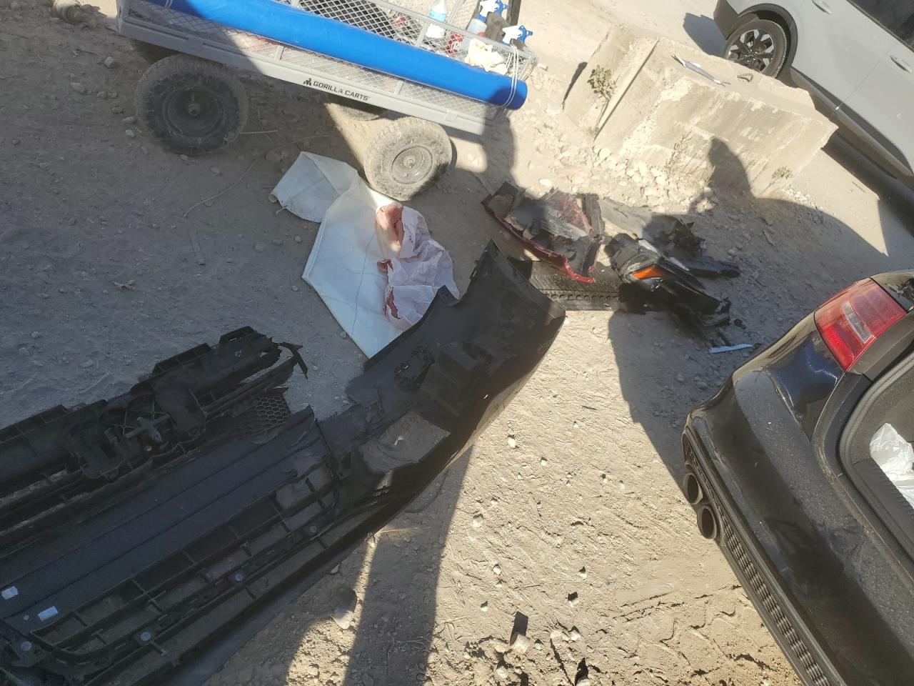 2014 Audi A4 Premium Plus VIN: WAUFFAFLXEA054498 Lot: 92575225