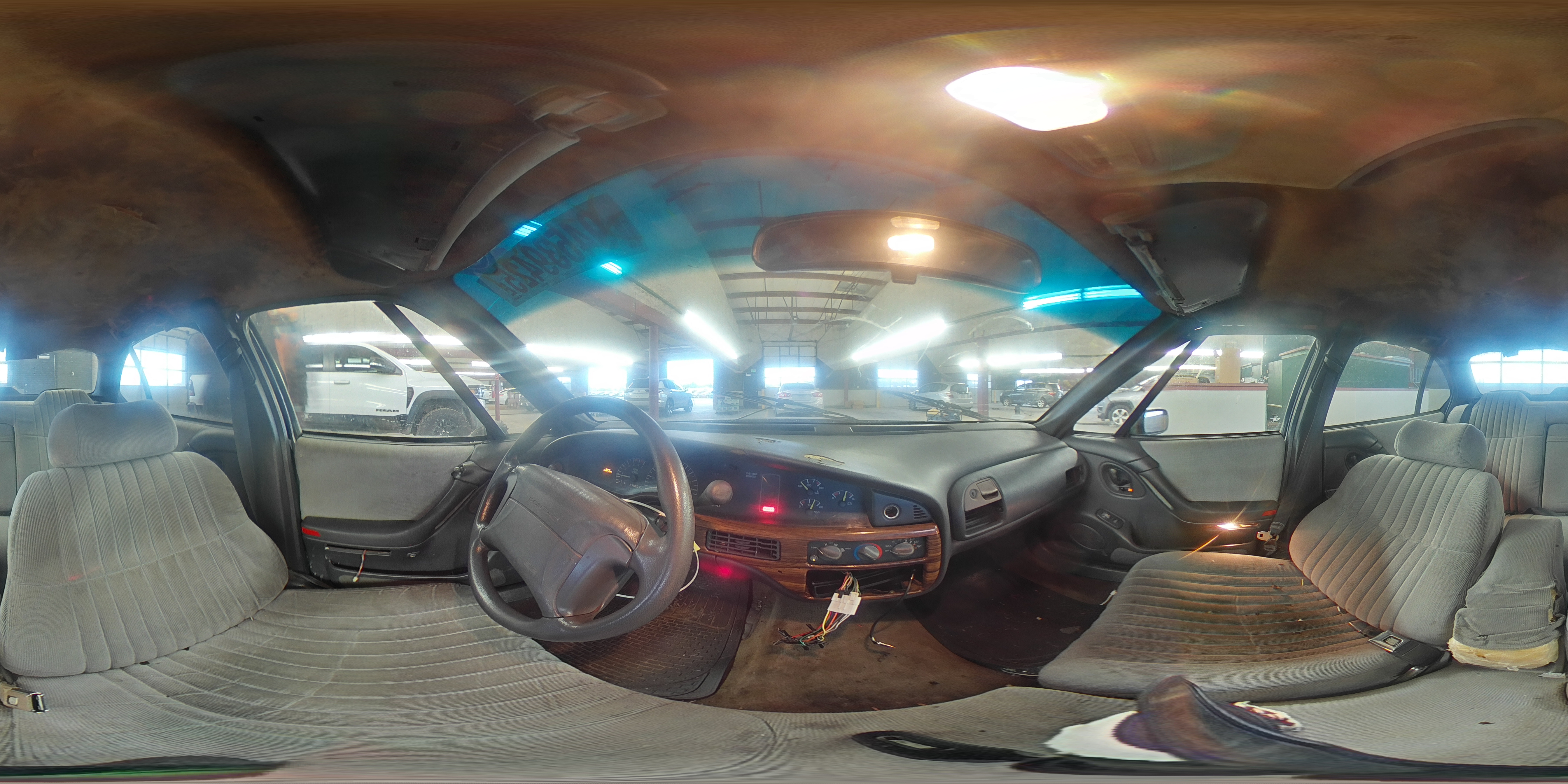 1992 Pontiac Bonneville Se VIN: 1G2HX53L4N1290993 Lot: 94539425