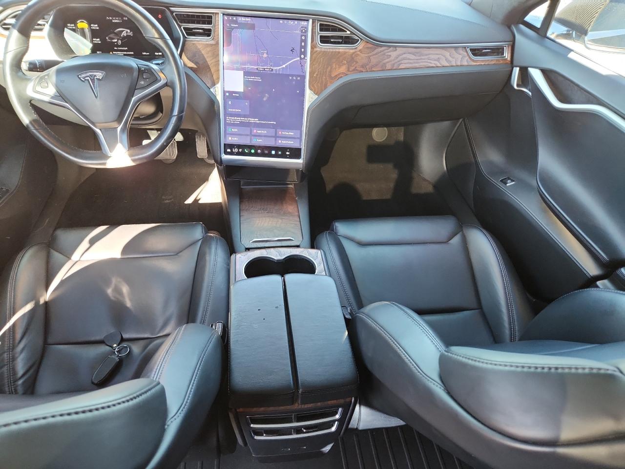 2017 Tesla Model S VIN: 5YJSA1E22HF233073 Lot: 92024465