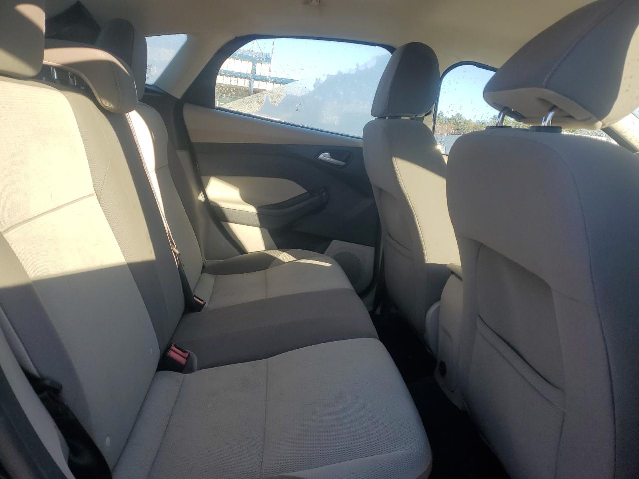 2014 Ford Focus Se VIN: 1FADP3K25EL250844 Lot: 93402335