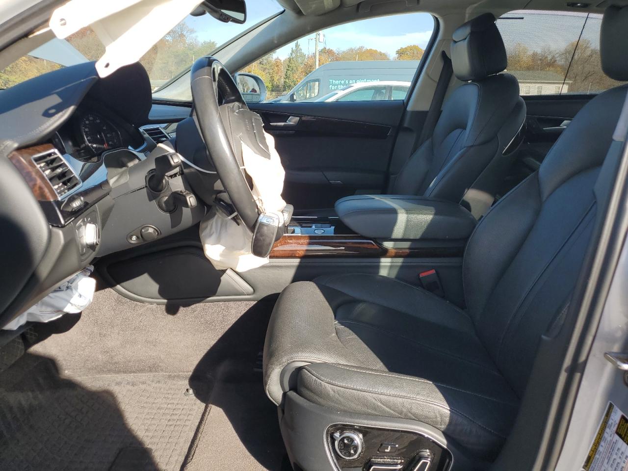 2011 Audi A8 L Quattro VIN: WAURVAFDXBN020381 Lot: 91370235