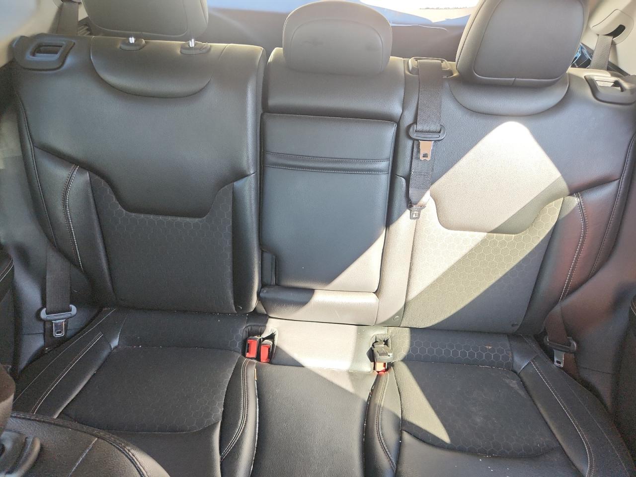 2018 Jeep Compass Latitude VIN: 3C4NJCBB8JT503427 Lot: 91814195