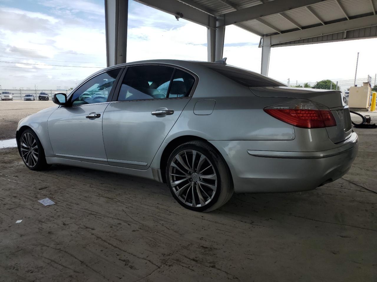 2009 Hyundai Genesis 3.8L VIN: KMHGC46E39U021698 Lot: 91401595