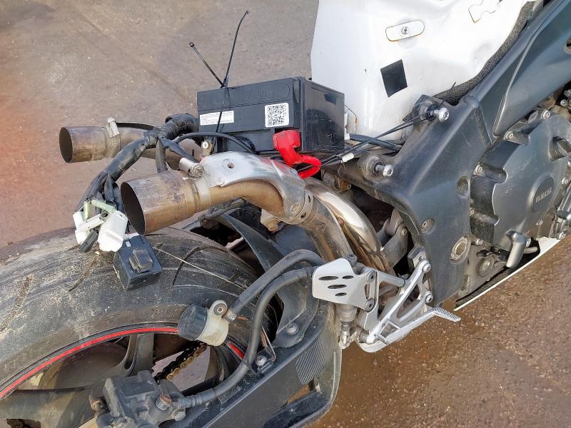 2012 YAMAHA YZF R1 10 