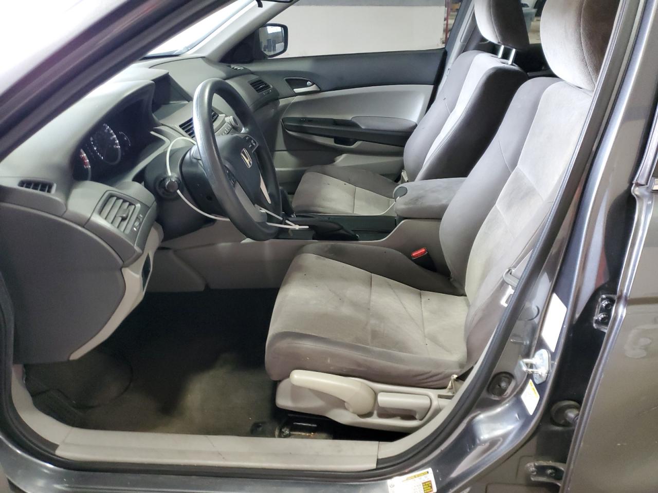 2010 Honda Accord Lx VIN: 1HGCP2F32AA185560 Lot: 94042155