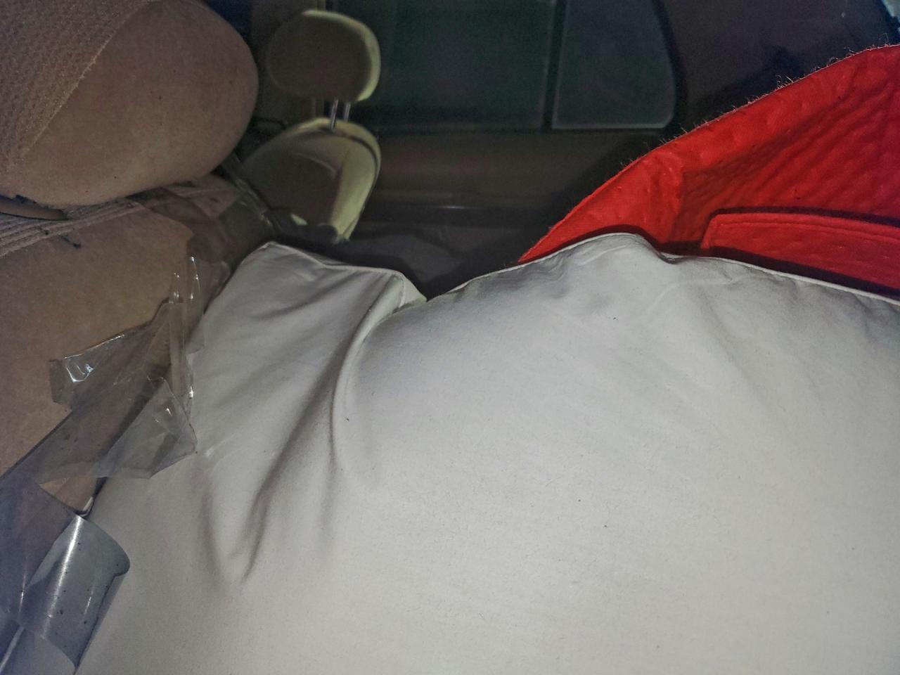 1998 Mercury Grand Marquis Gs VIN: 2MEFM74W2WX608312 Lot: 94398245