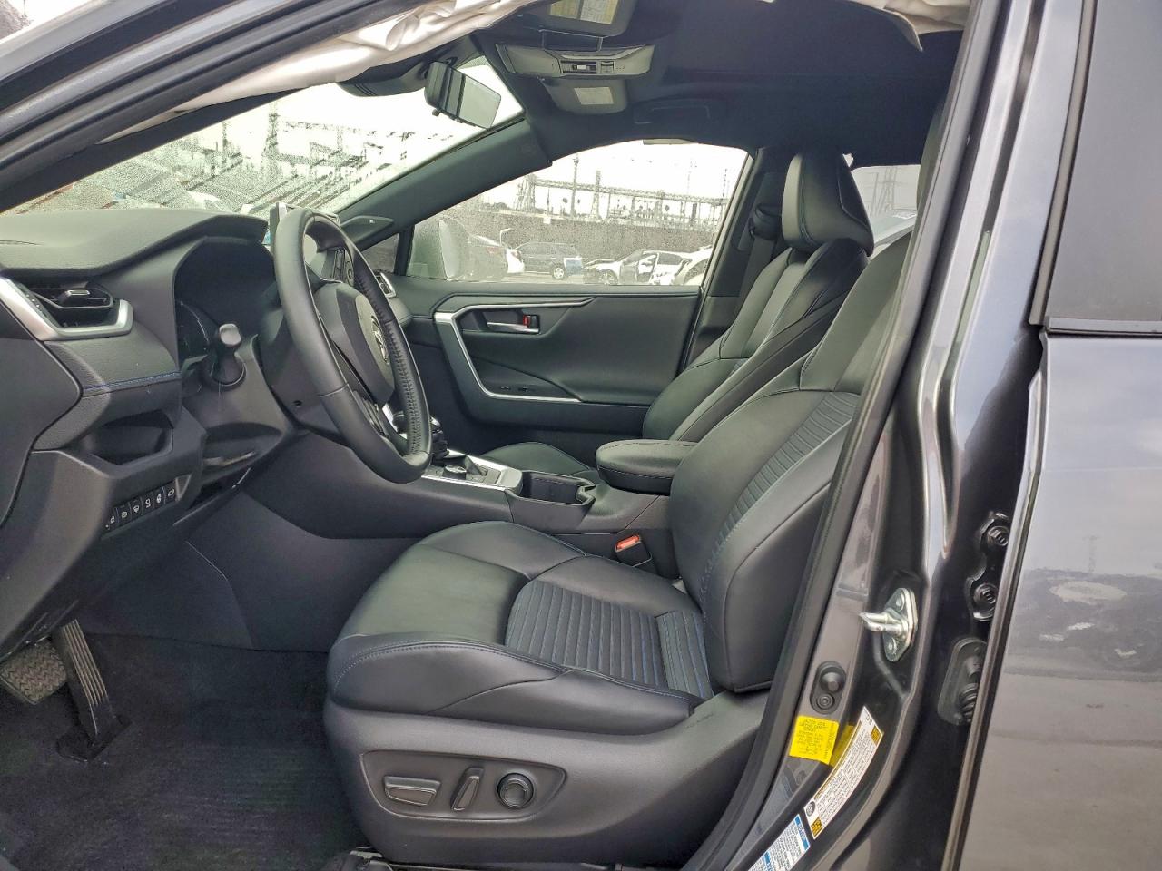 2022 Toyota Rav4 Xse VIN: JTME6RFV3ND522052 Lot: 94333025