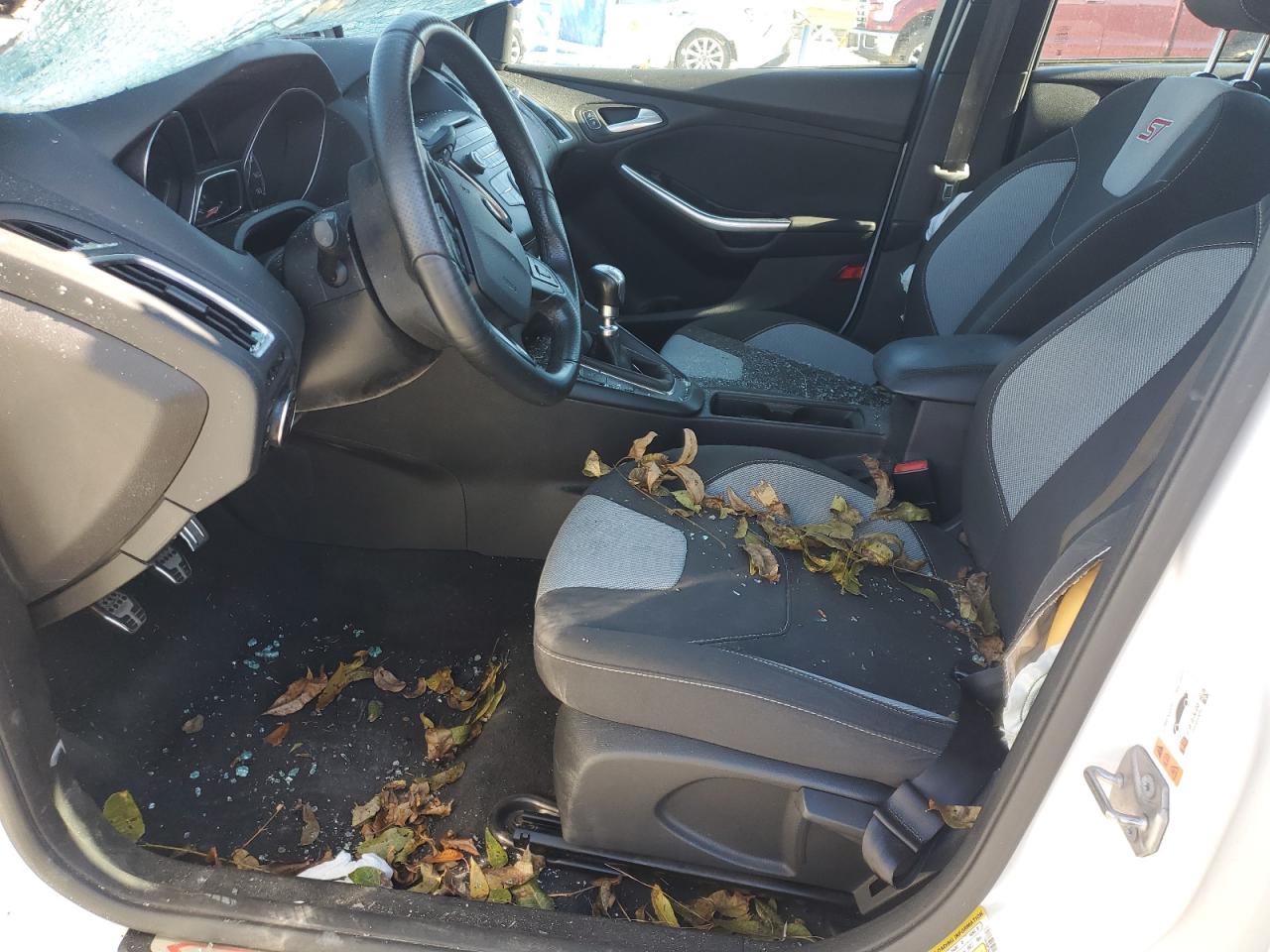 2016 Ford Focus St VIN: 1FADP3L93GL378255 Lot: 92353625