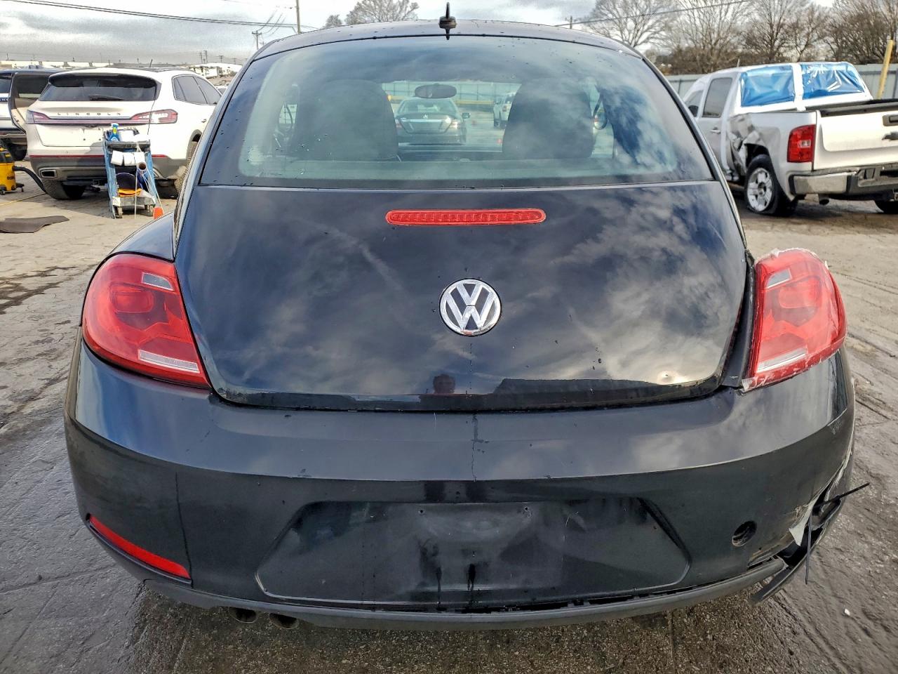 2014 Volkswagen Beetle VIN: 3VWFP7AT6EM628802 Lot: 94106075