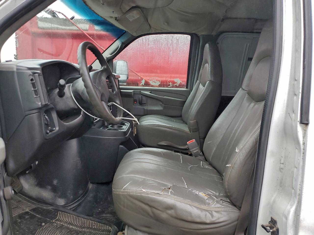 2004 Chevrolet Express G3500 VIN: 1GCHG35U141151702 Lot: 94518635