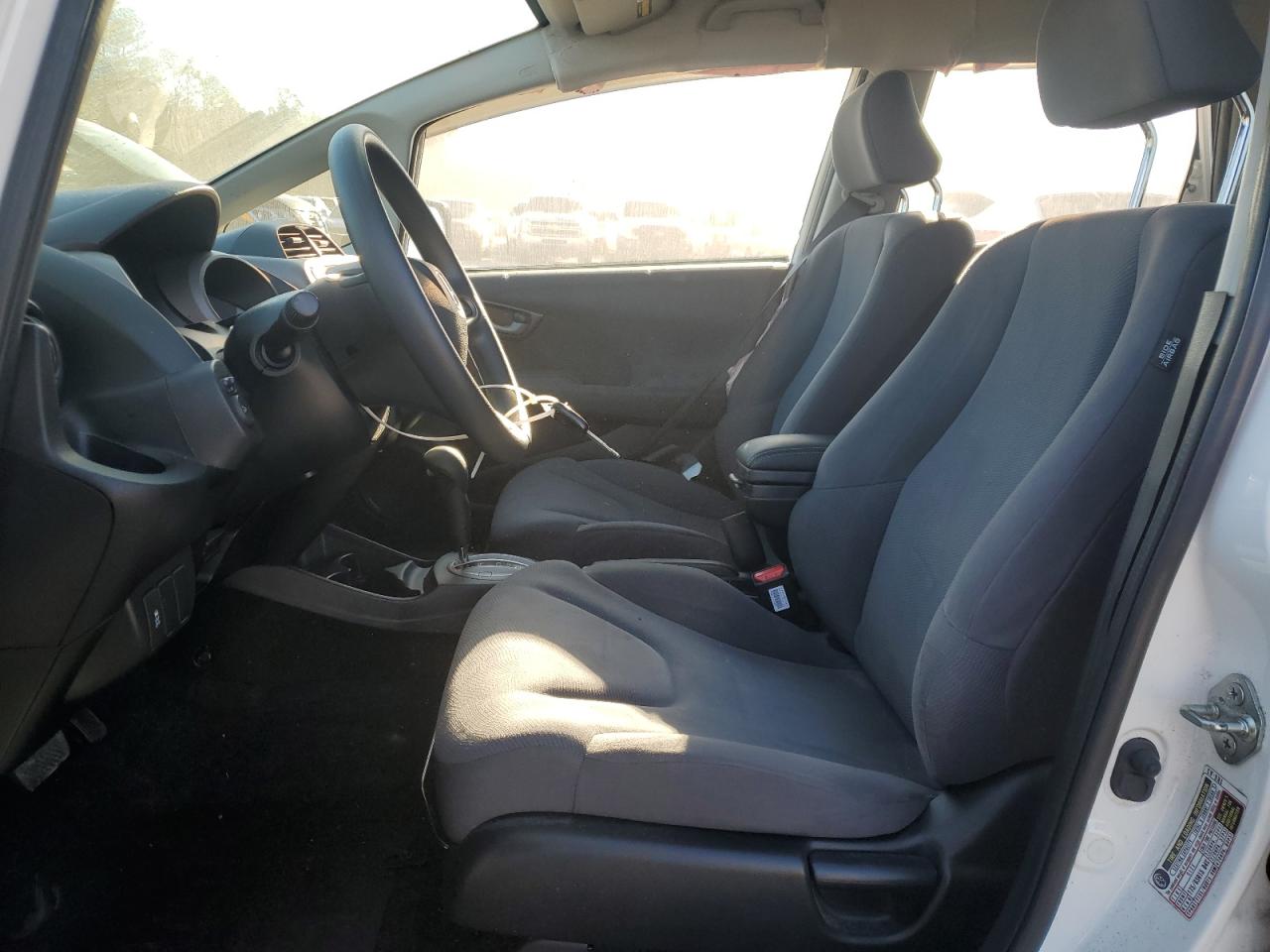 2011 Honda Fit VIN: JHMGE8H37BC014216 Lot: 92858125