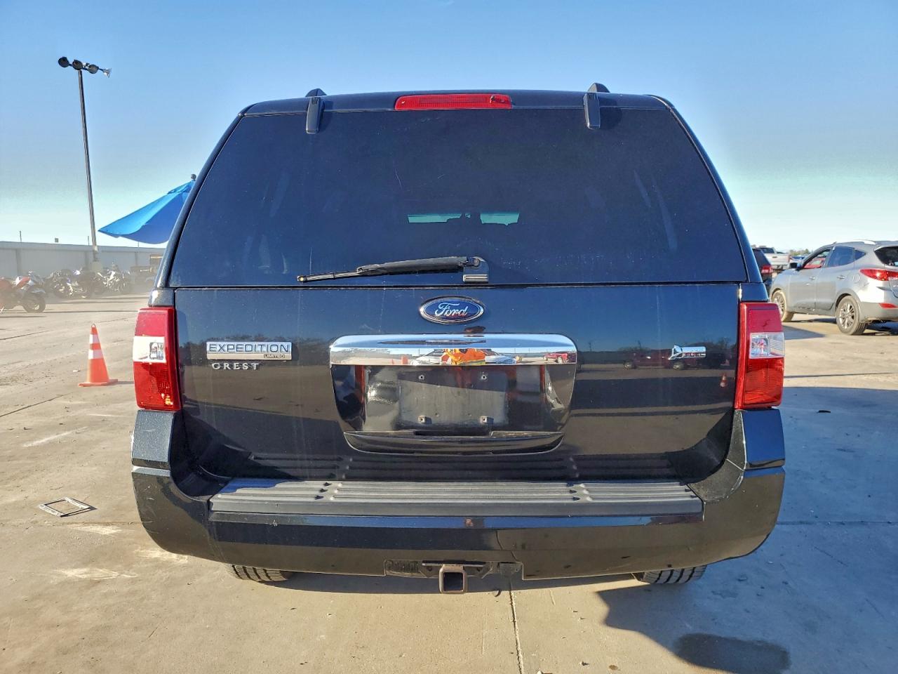 2010 Ford Expedition Limited VIN: 1FMJU1K56AEA88530 Lot: 93784255