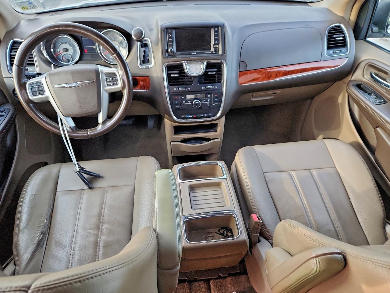 2015 Chrysler Town & Country Touring VIN: 2C4RC1BG3FR577585 Lot: 94302685