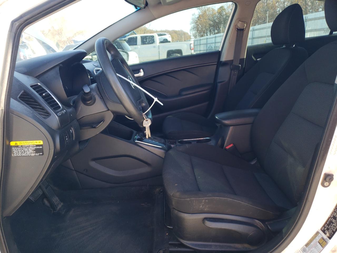 2017 Kia Forte Lx VIN: 3KPFK4A76HE049391 Lot: 92482335