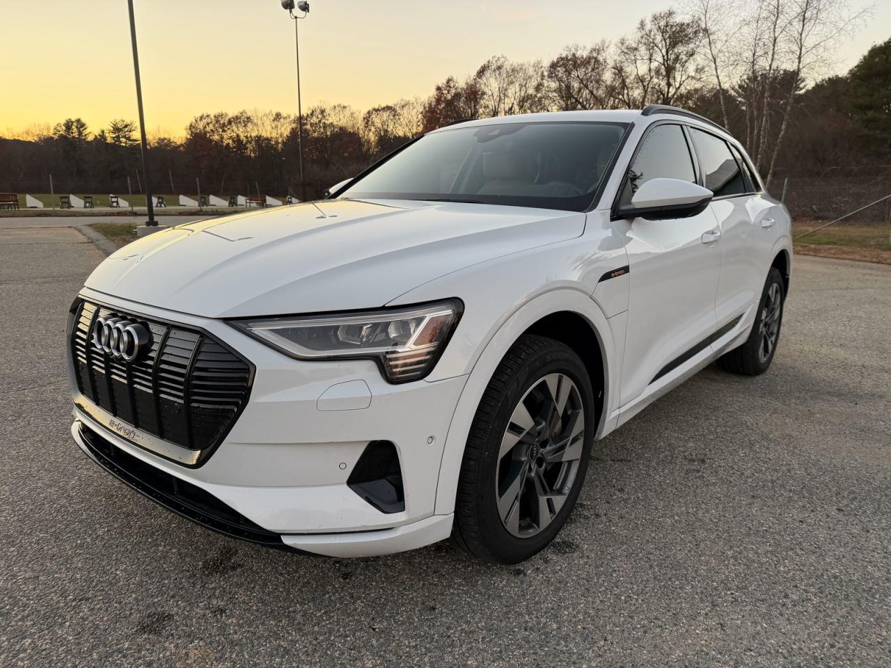 2021 Audi E-Tron Pre