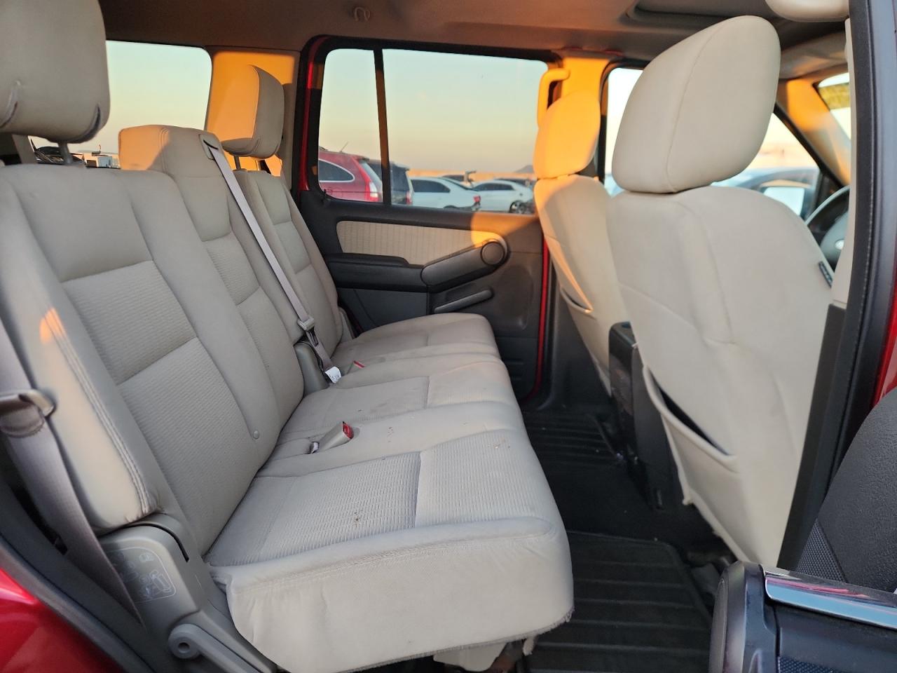 2008 Ford Explorer Xlt VIN: 1FMEU73E28UA49310 Lot: 92825505