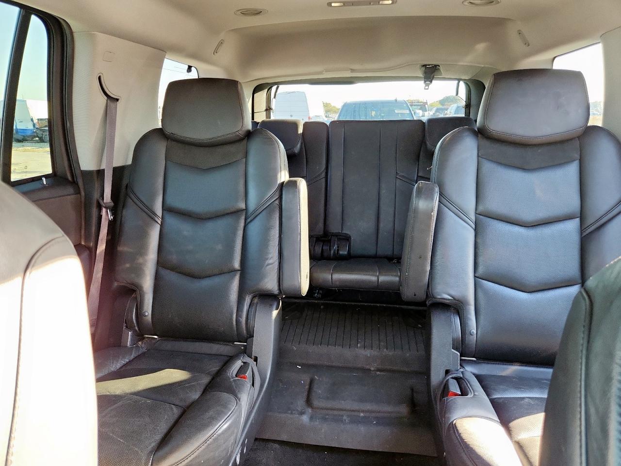 2017 Cadillac Escalade Luxury VIN: 1GYS3BKJ3HR161526 Lot: 92436595