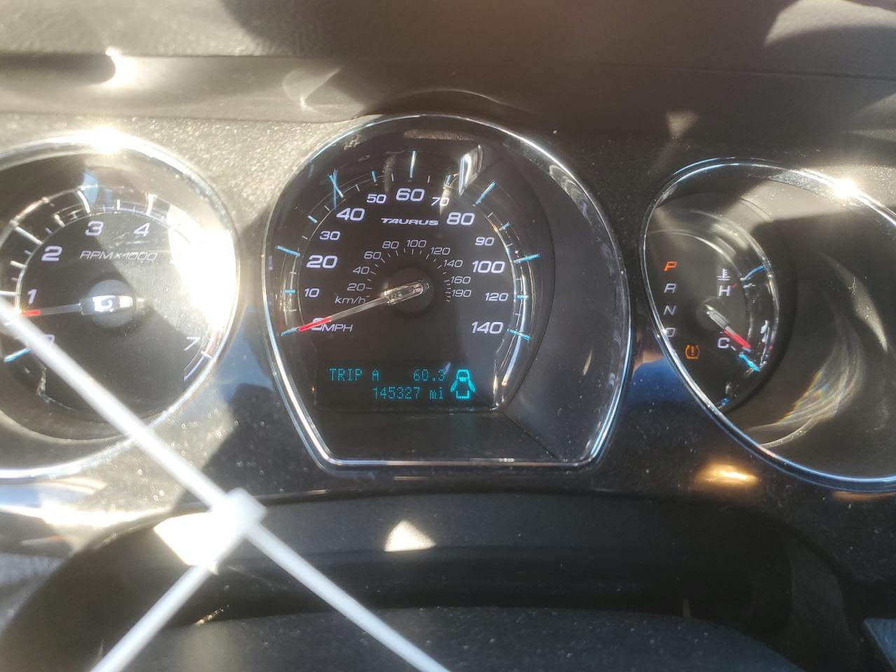 2011 Ford Taurus Limited VIN: 1FAHP2JW0BG140398 Lot: 92919255