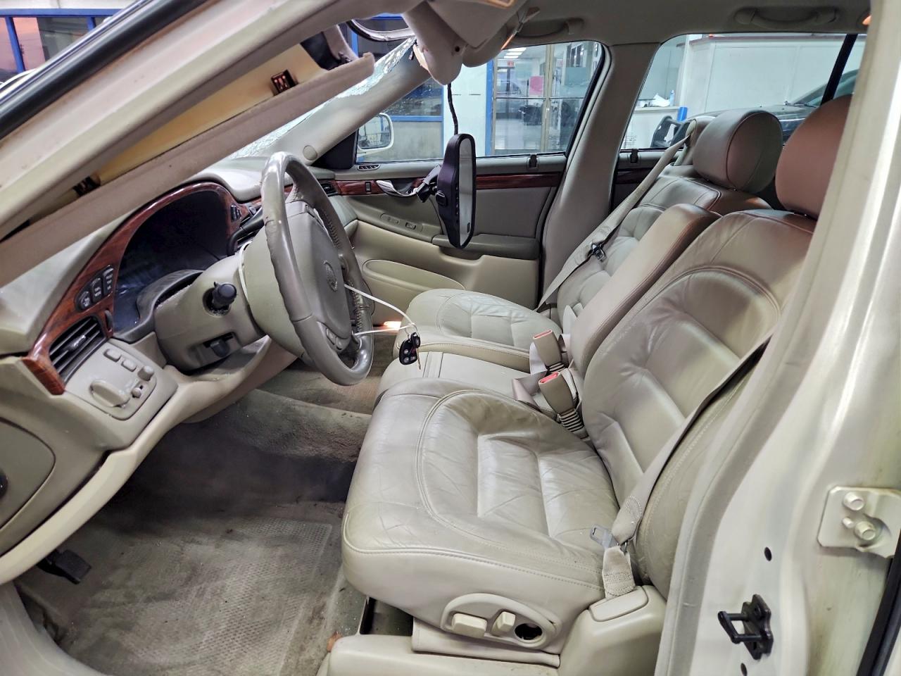 2001 Cadillac Deville VIN: 1G6KD54Y51U165775 Lot: 94046045