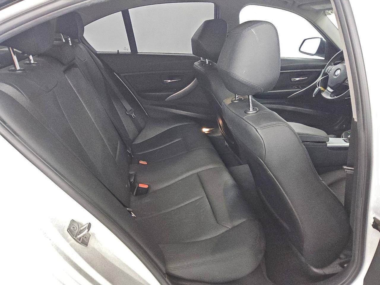 2017 BMW 320 I VIN: WBA8E1G59HNU13624 Lot: 90077085