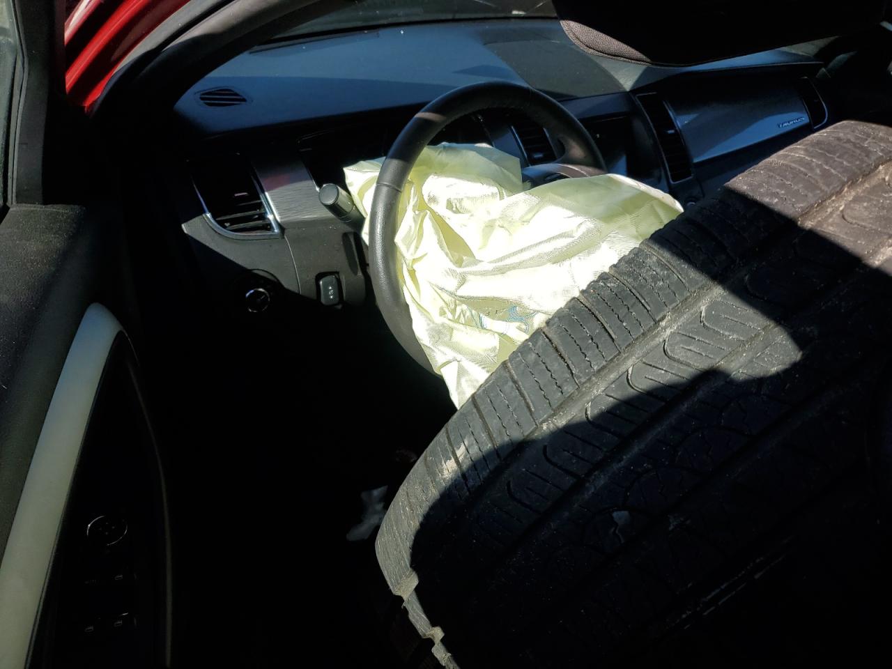 2018 Ford Taurus Sel VIN: 1FAHP2E80JG135311 Lot: 92436385