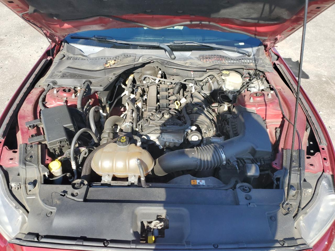 2016 Ford Mustang VIN: 1FA6P8TH5G5247152 Lot: 92156535