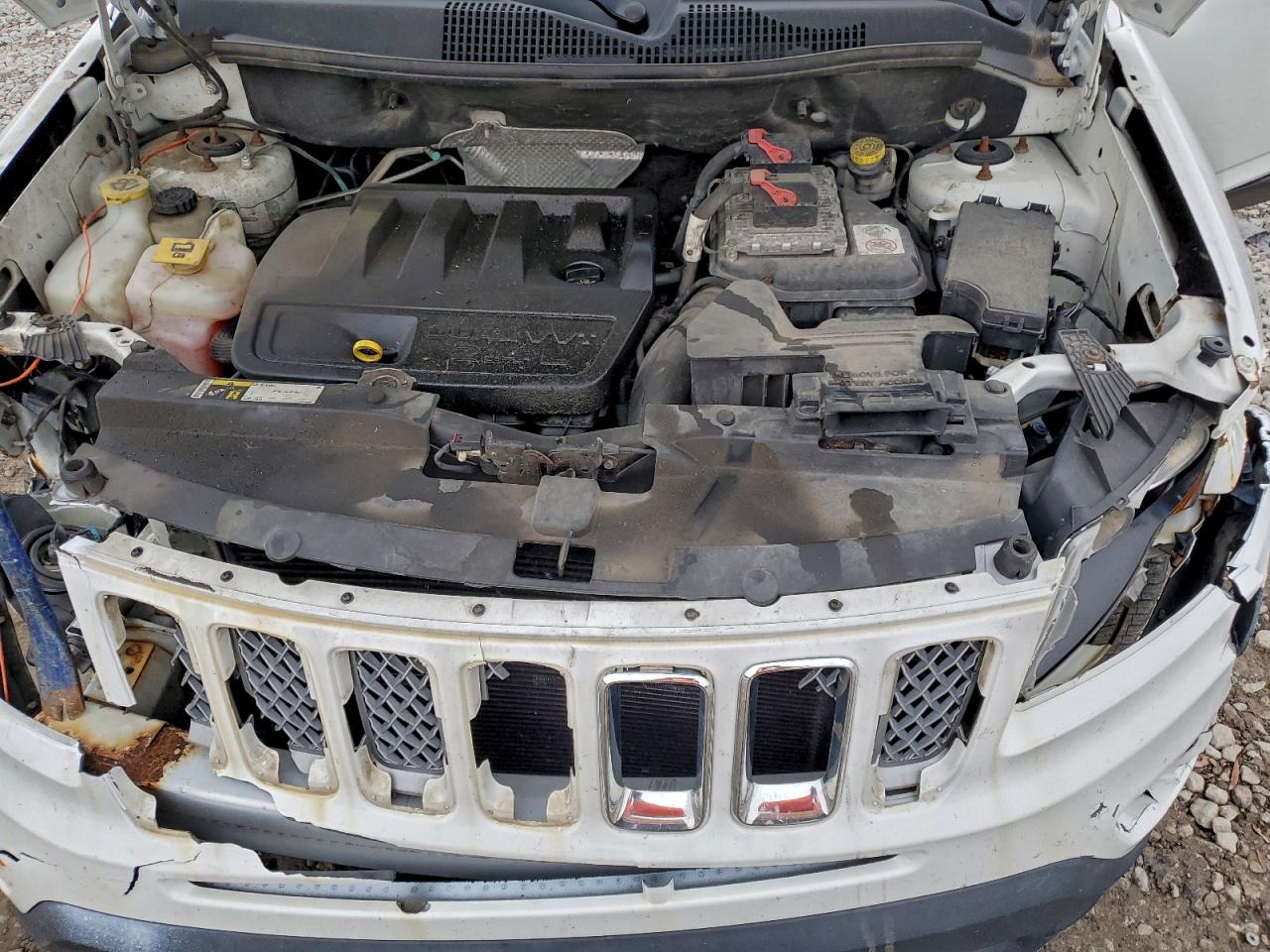 2017 Jeep Compass Latitude VIN: 1C4NJDEB1HD109687 Lot: 93490185