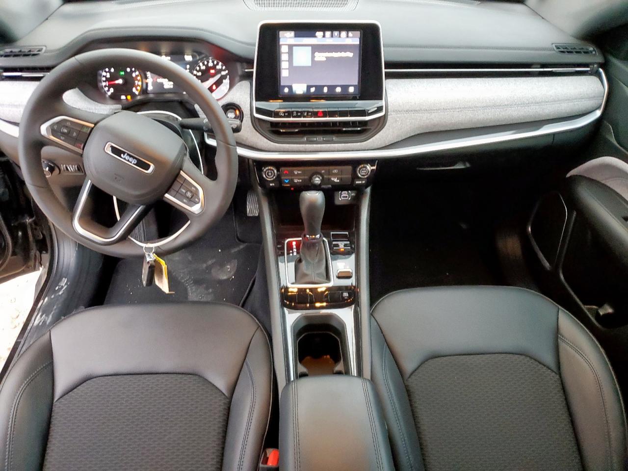 2025 Jeep Compass Latitude VIN: 3C4NJDBN8ST577819 Lot: 92952255