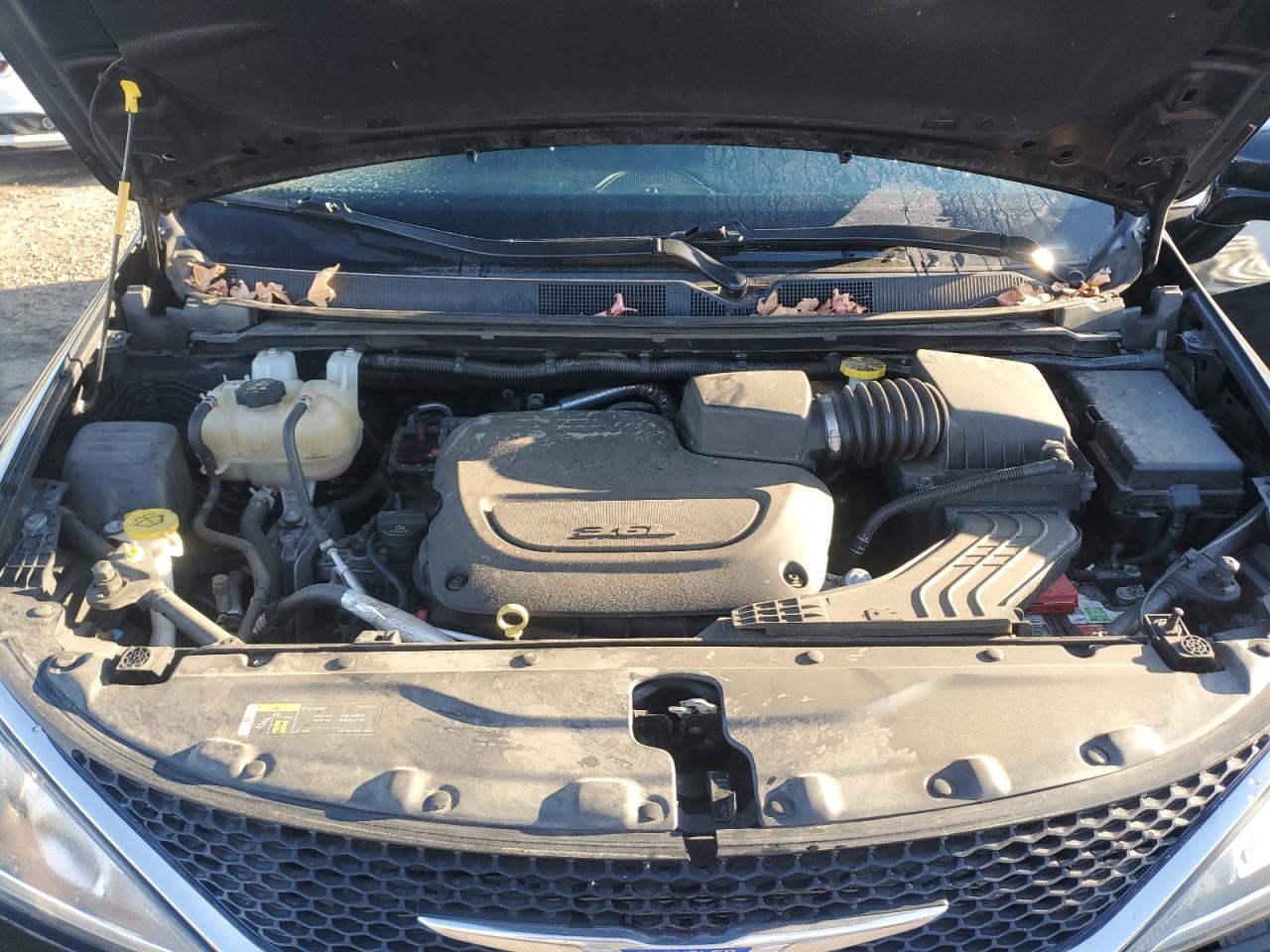 2019 Chrysler Pacifica Touring L VIN: 2C4RC1BG5KR665564 Lot: 92494575