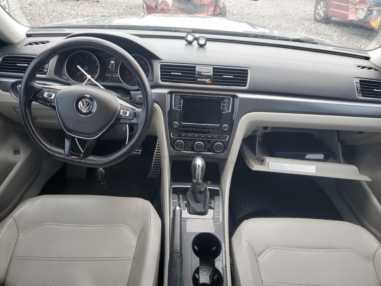 2018 Volkswagen Passat S VIN: 1VWAA7A33JC009517 Lot: 93477585