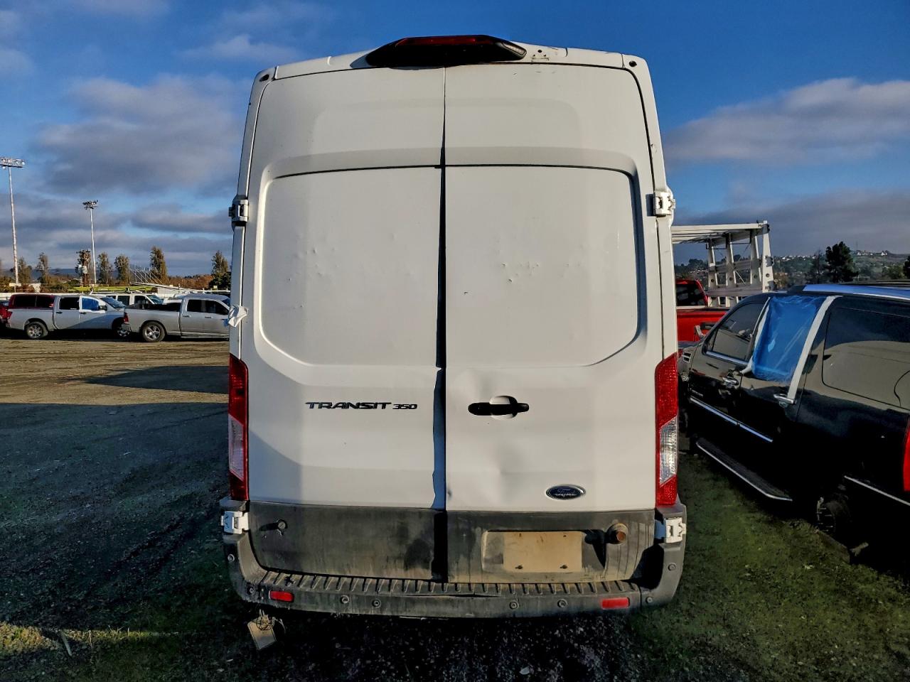 2020 Ford Transit T-350 Delivery Van VIN: 1FTBW3X8XLKA64530 Lot: 84373345