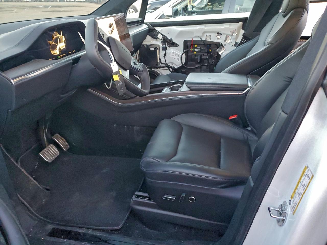 2023 Tesla Model X VIN: 7SAXCBE53PF395490 Lot: 90277635