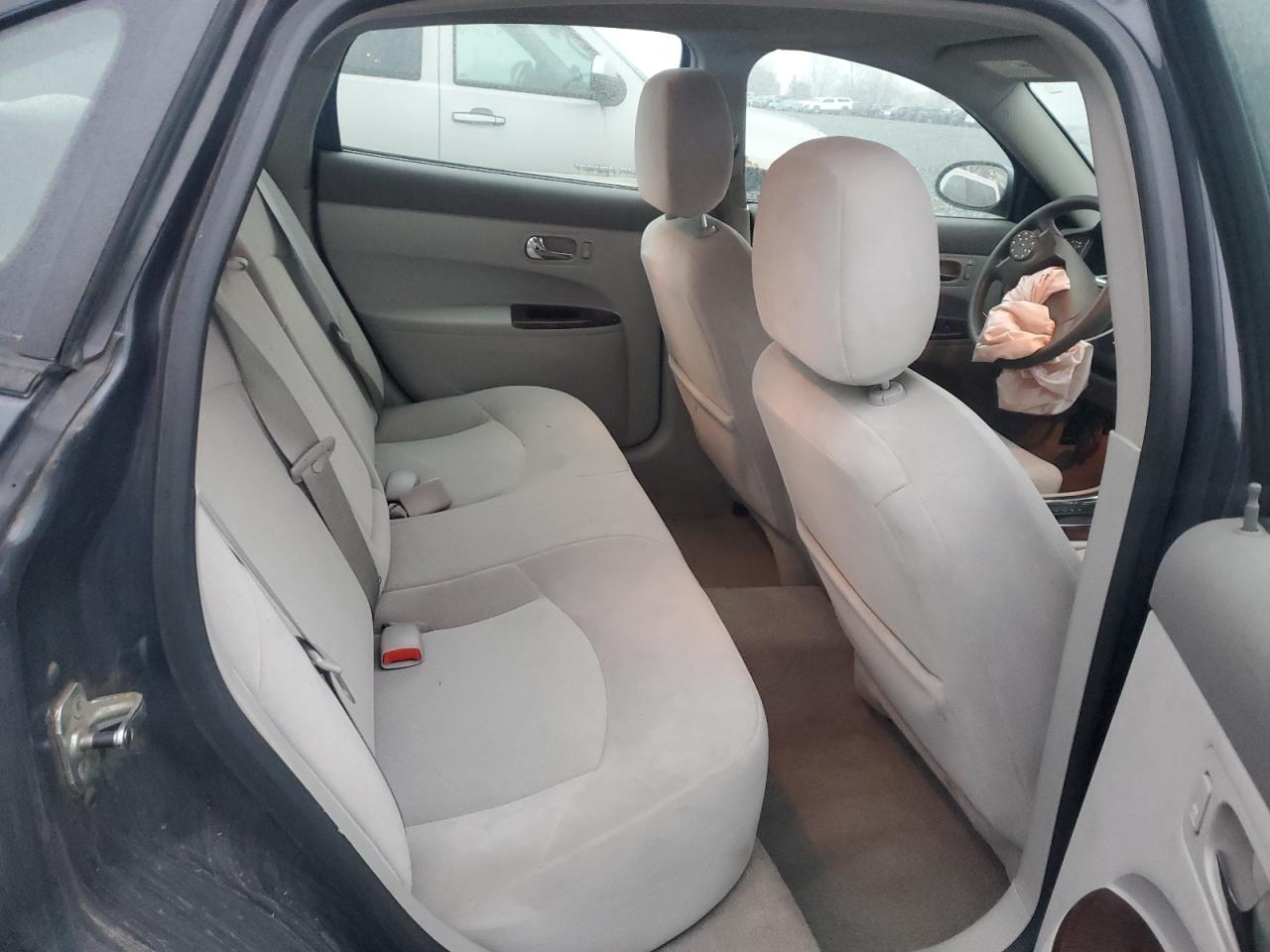 2008 Buick Allure Cx VIN: 2G4WF582381327855 Lot: 92897765