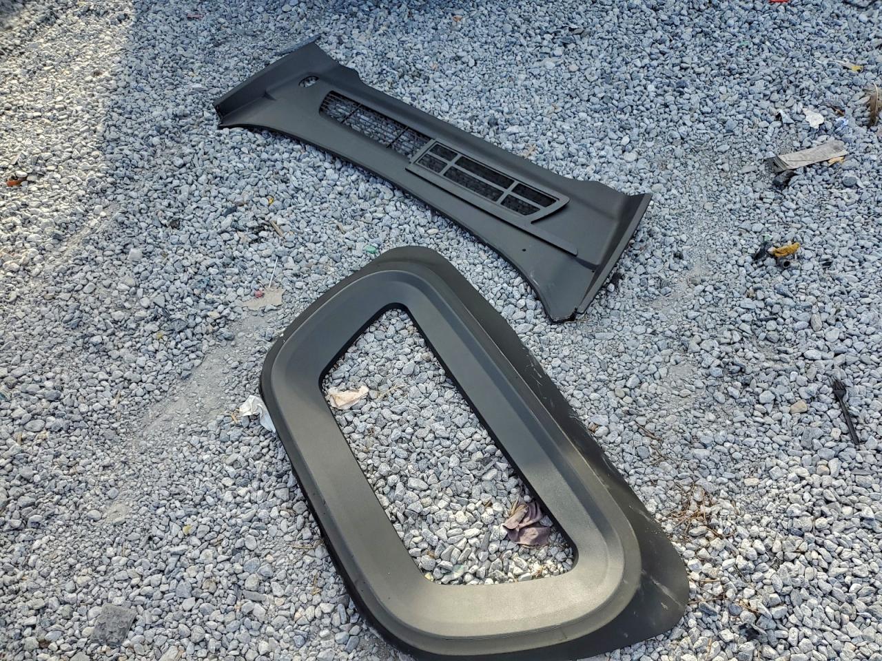 2024 Tesla Model Y VIN: 7SAYGAEE0RF098408 Lot: 94413735