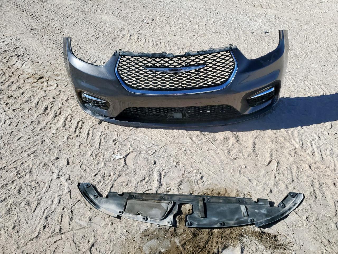 2022 Chrysler Pacifica Touring L VIN: 2C4RC1BG0NR116942 Lot: 92229835